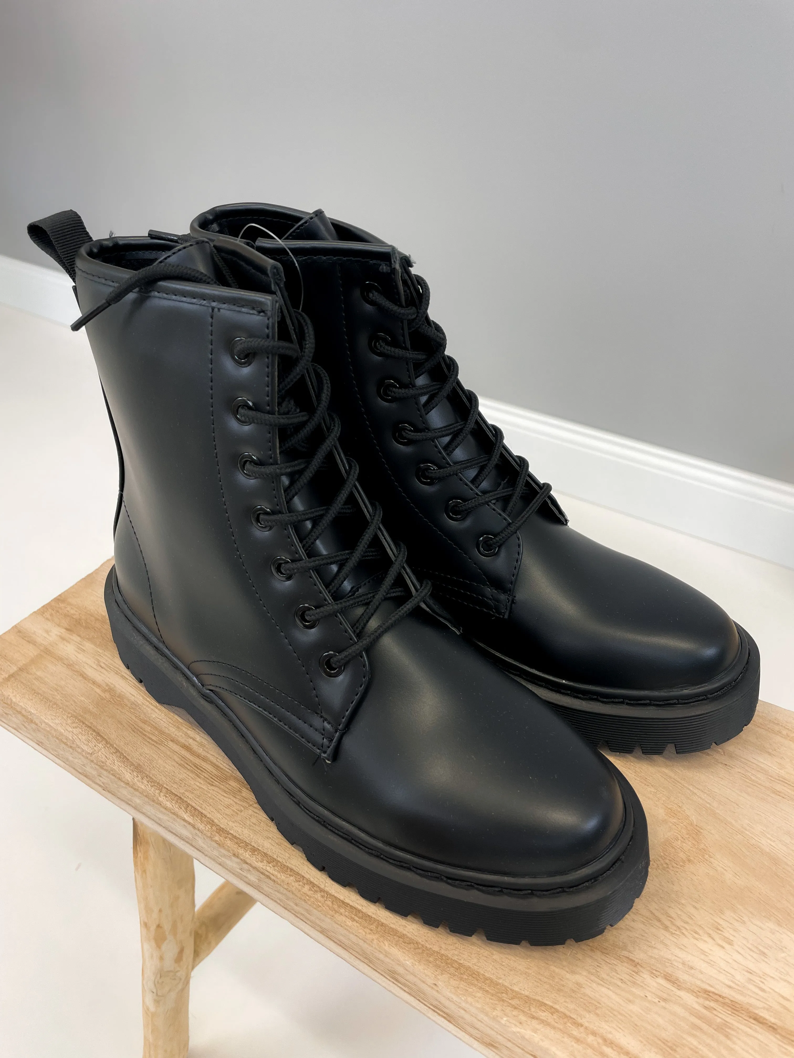 Boots Elly (vers. Farben) T252