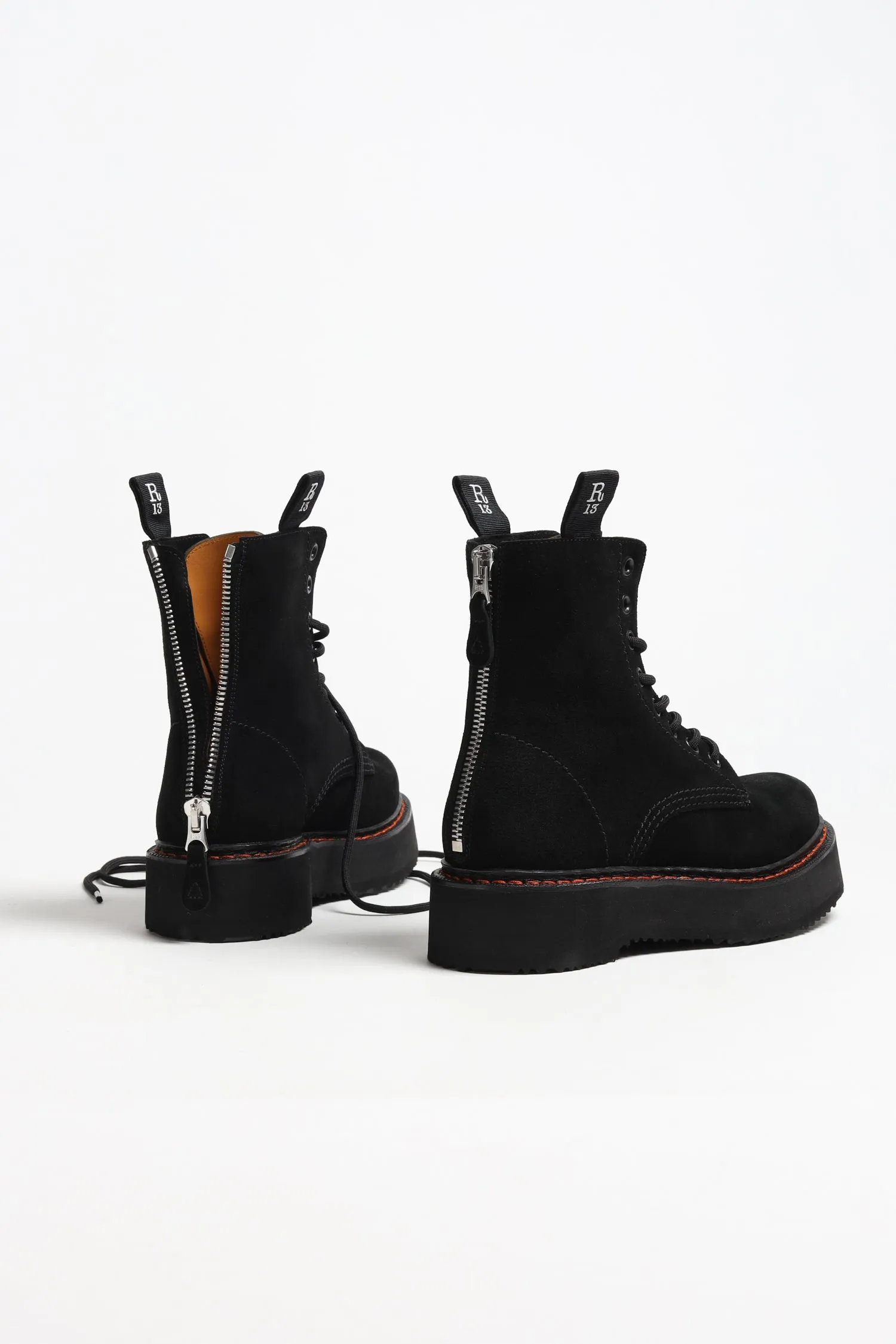 Boots Single Stack in Schwarz Suede