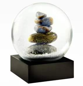 Cairn Snow Globe