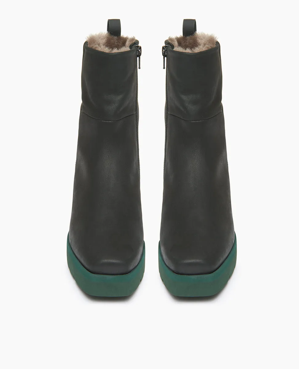 Chouchou Shearling Boot