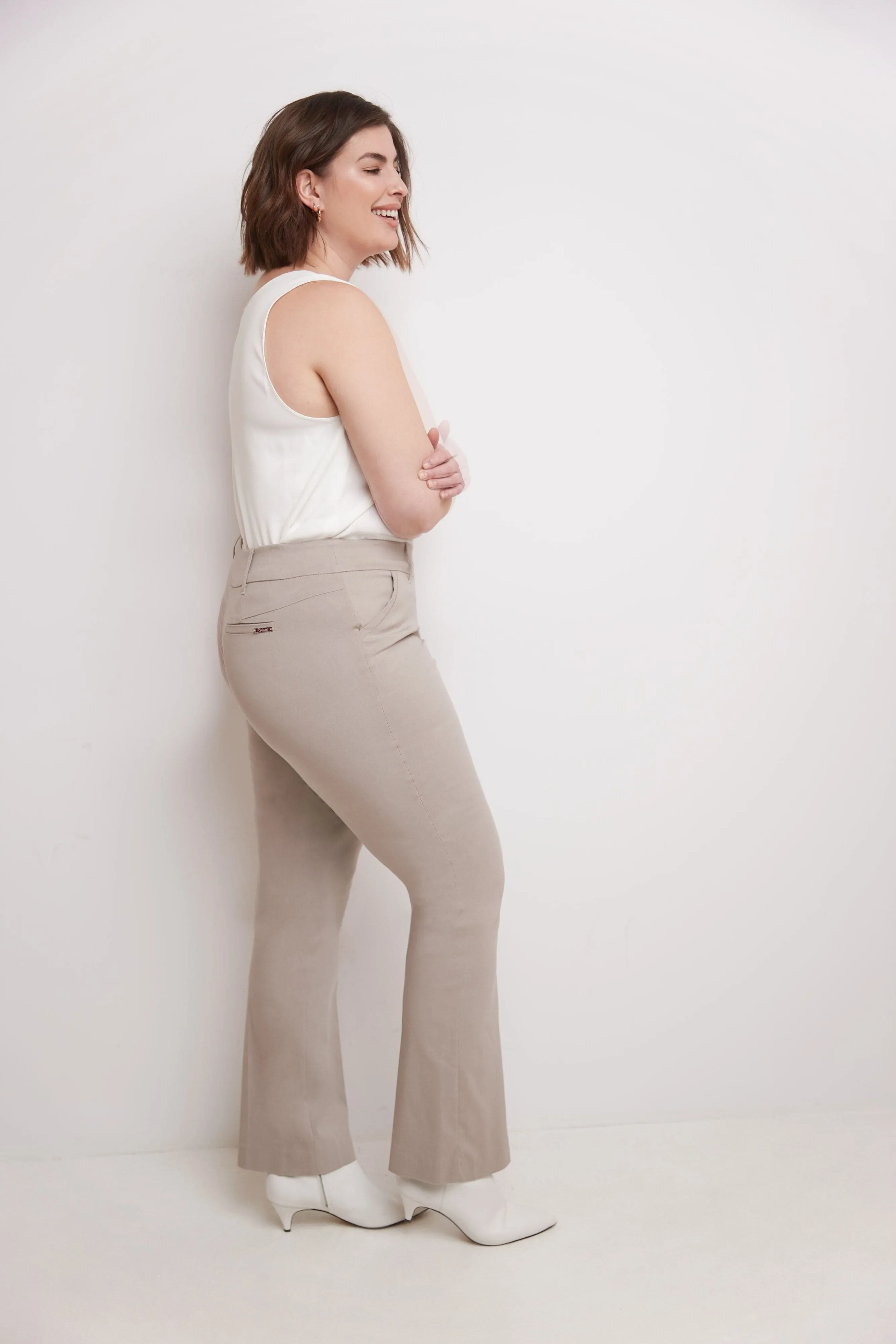 Curvy Pull-on Barely Bootcut Classic Pants